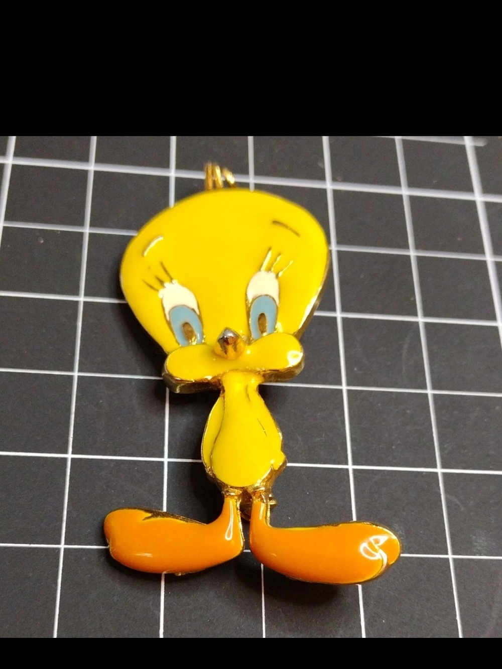Vintage Tweety Bird Signed Pin Warner Brothers Looney Tunes Brooch Official Pin!